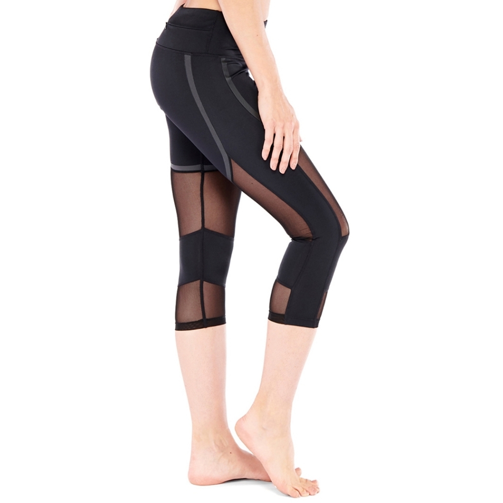 NWT Electric Yoga Black Capri Leggings - Picture 2 of 4